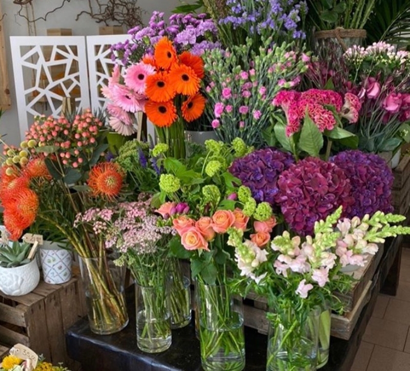 Flower Subscription buy online or call 01475 675604